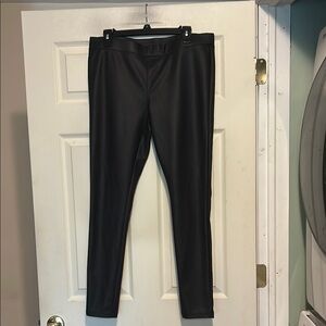 Express Black Faux Leather Leggings Size Large